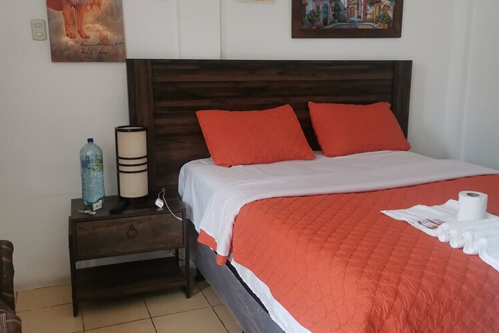 Room 20 of 202