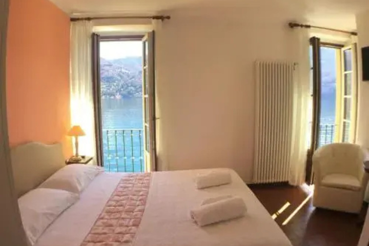 Room 3 of 14
