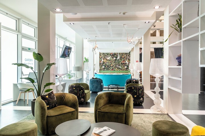 Lobby Photo