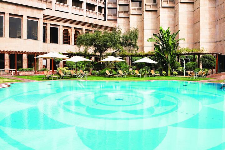 Pool 52 of 119