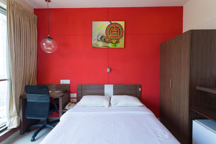 Room 21 of 48