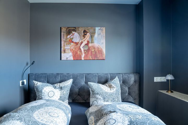 Room 54 of 202