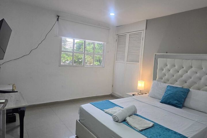 Room 3 of 13