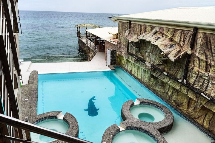 Pool 80 of 118