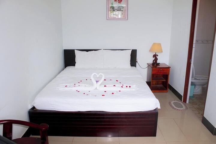 Room 3 of 59