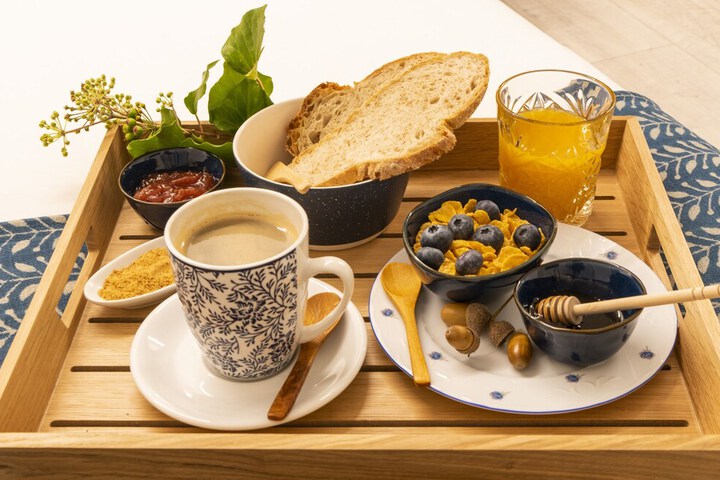 Breakfast/Coffee Service 45 of 63