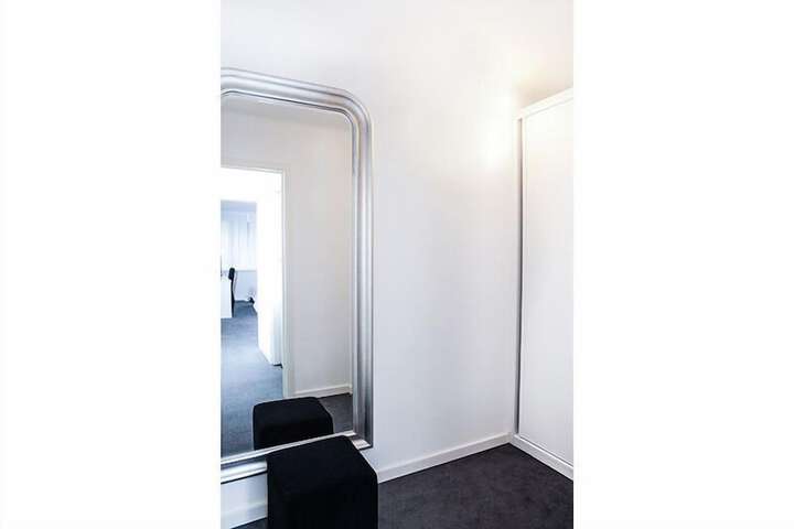 Room 27 of 45