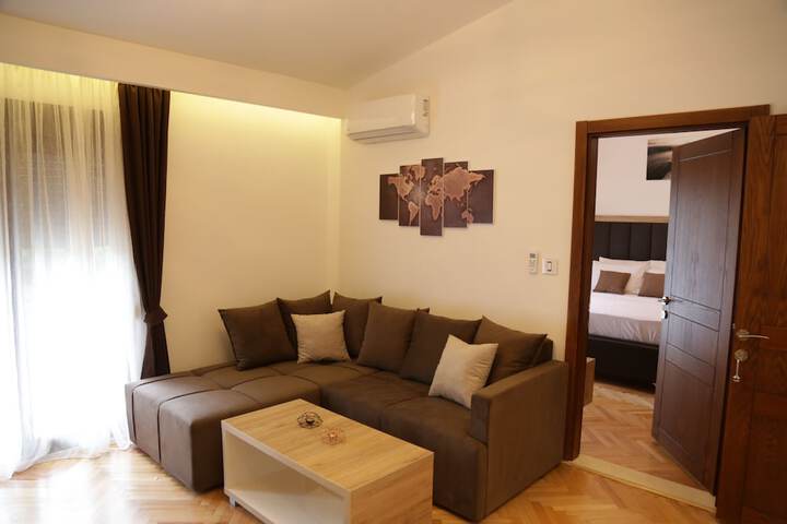 Room 89 of 132