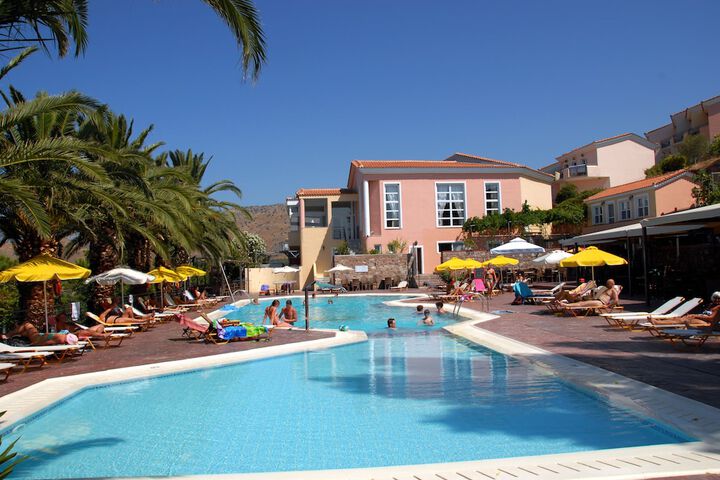 Hotel 67 of 72