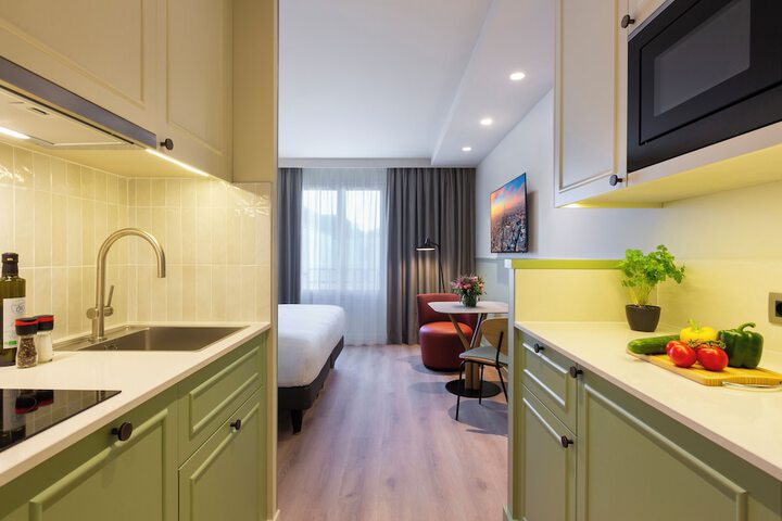 Private kitchenette