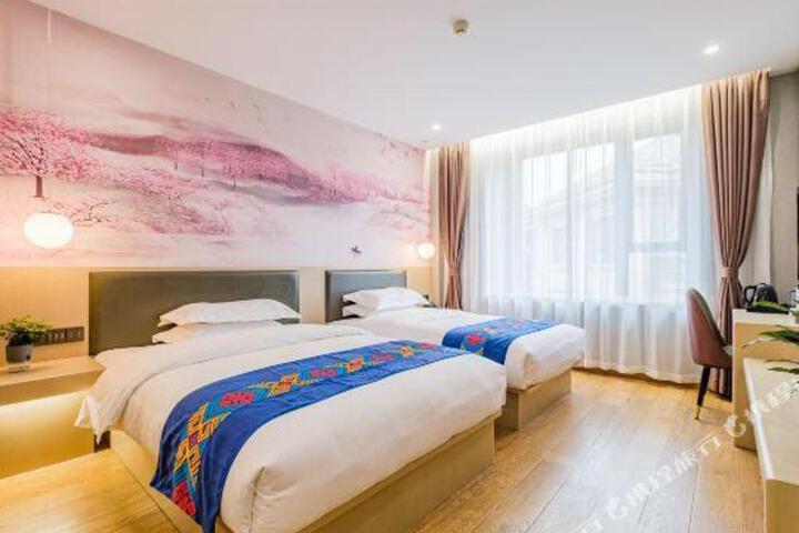 Kaiyuan M Hotel (Shaoxing Keqiao Linglong Branch)
