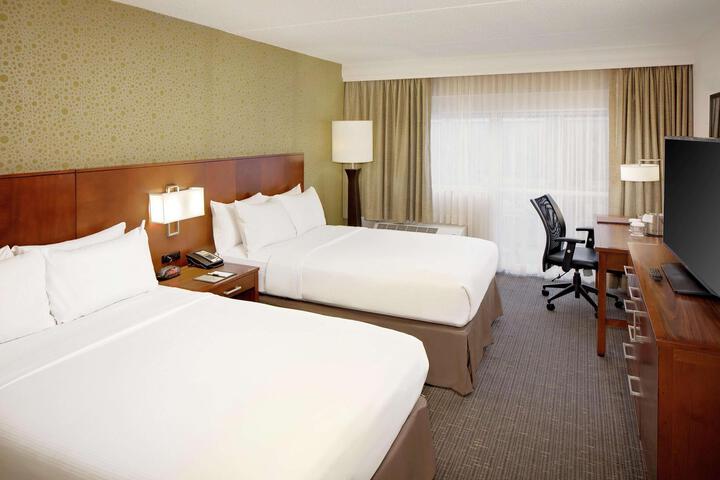 2 Double Beds (5 of 6)