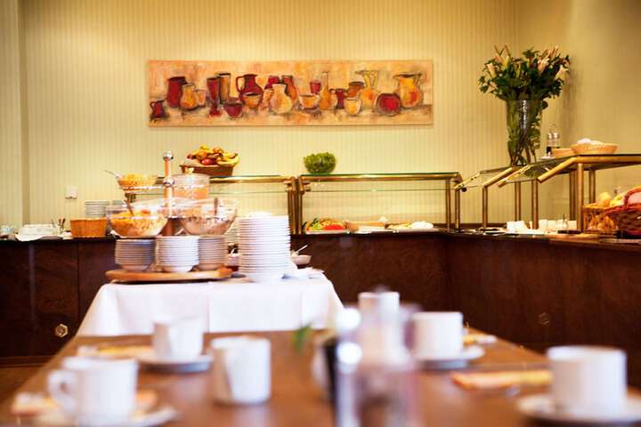 Breakfast/Coffee Service 67 of 69
