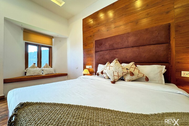 Room 38 of 68