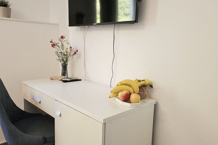 Room 32 of 140