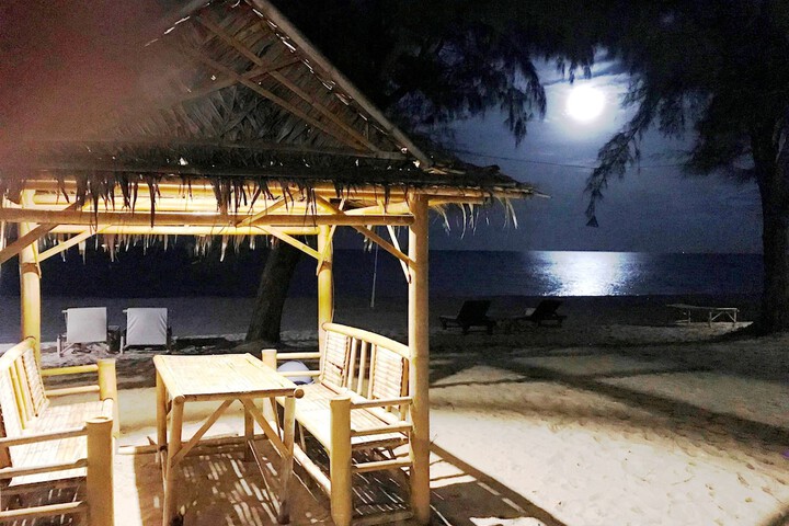 Beach 136 of 159