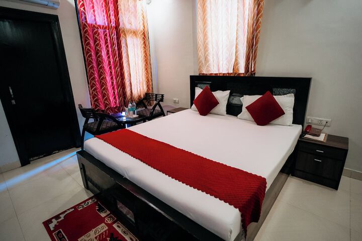 Room 7 of 43