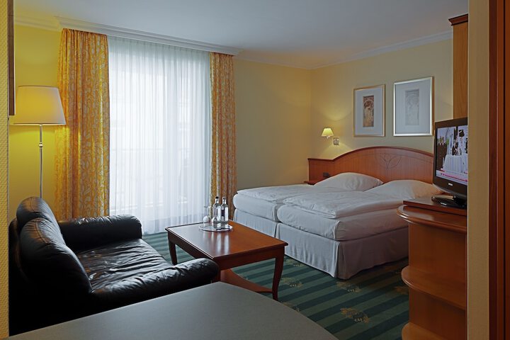 Room 5 of 53