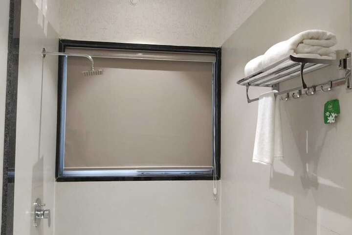 Room 49 of 72