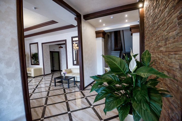 PARK HOTEL