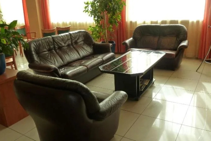 Room 13 of 25