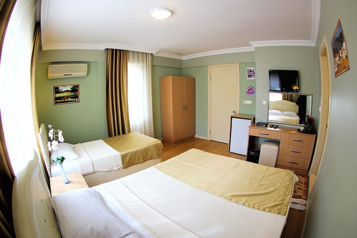 Room 14 of 56