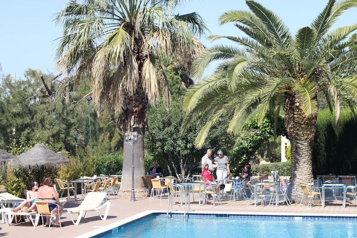 Pool 47 of 95