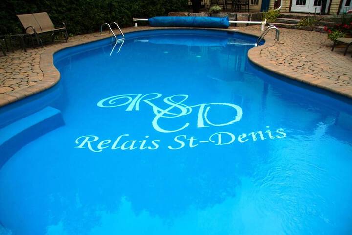Pool 17 of 32