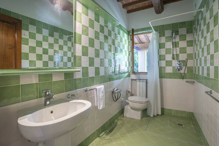 Clean Restrooms