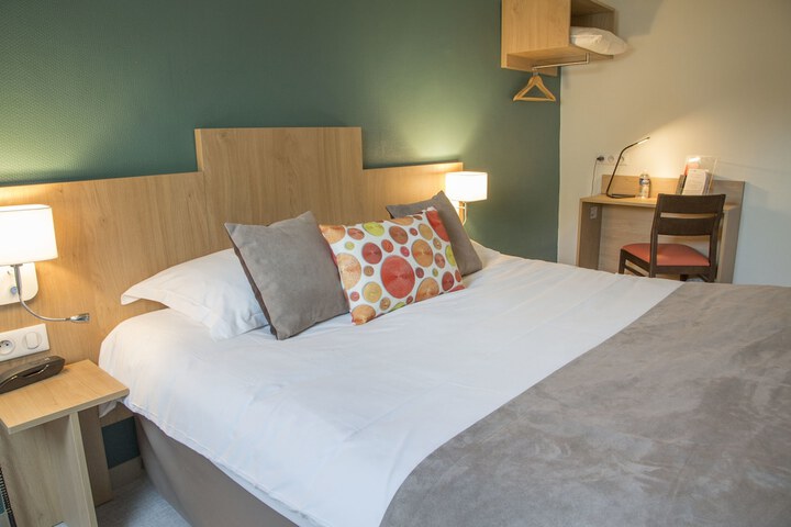 Room 6 of 41