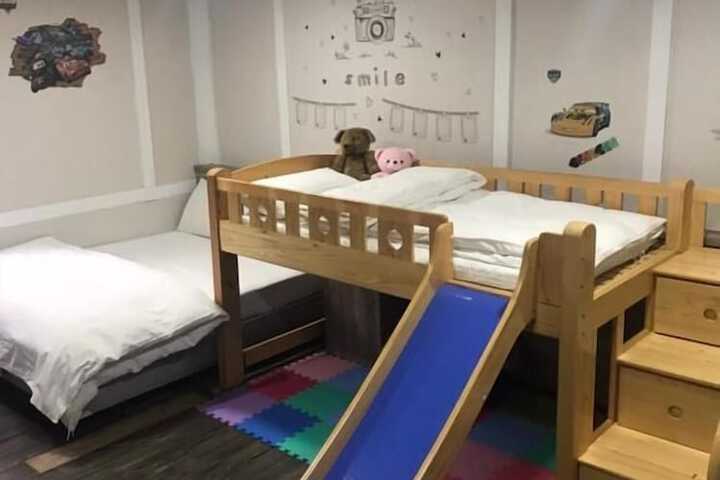 Room 19 of 46