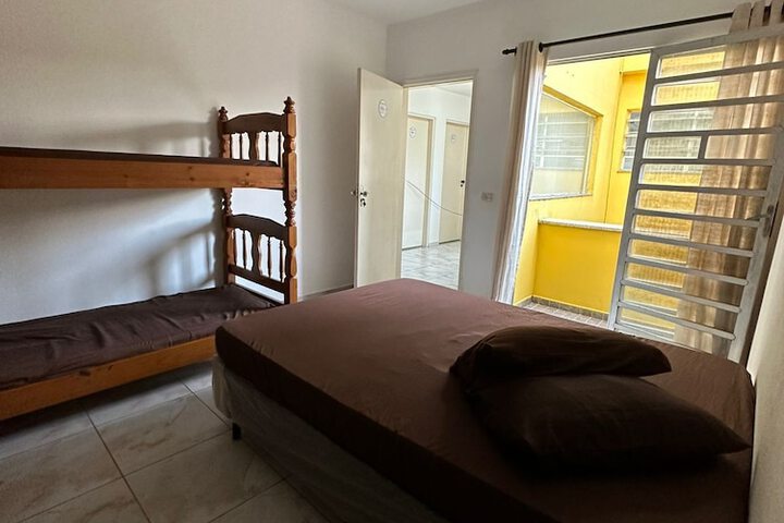 Room 5 of 37