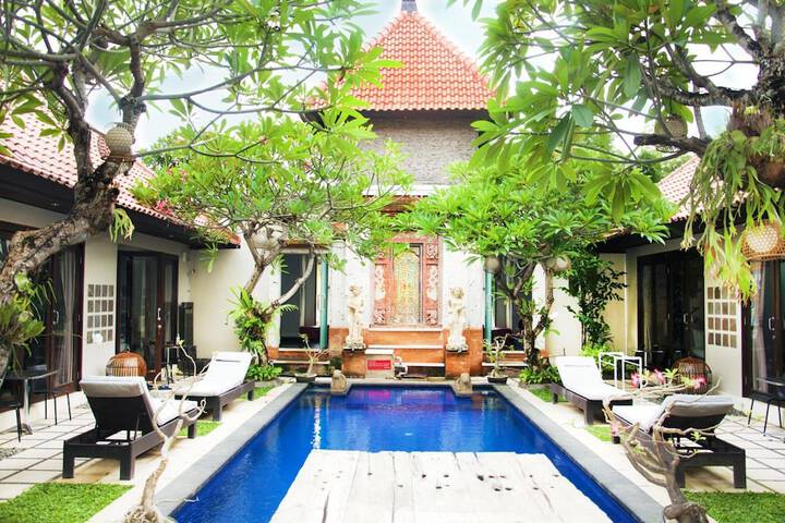 Hotel with Pool