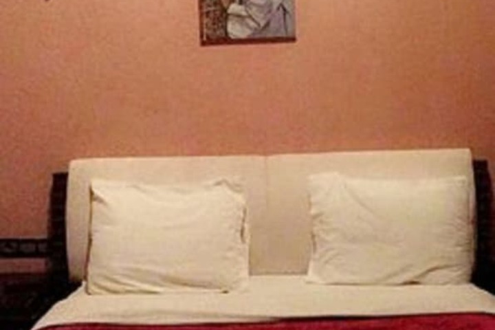 Room 5 of 15