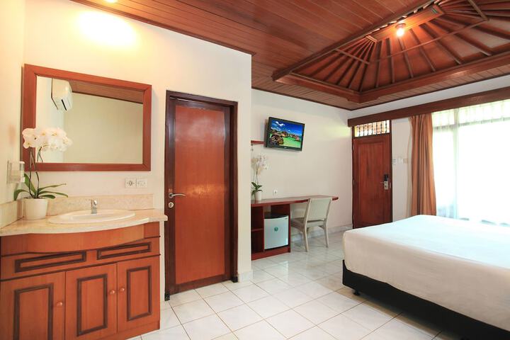 Room 8 of 62