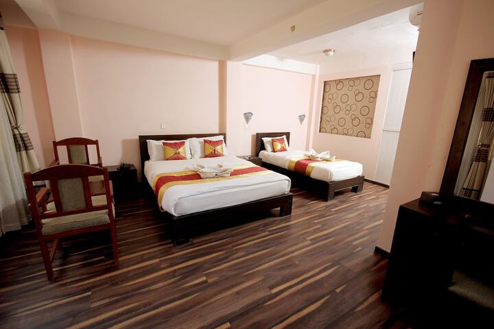 Room 15 of 30