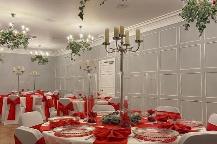 Ballroom/Hall 51 of 58