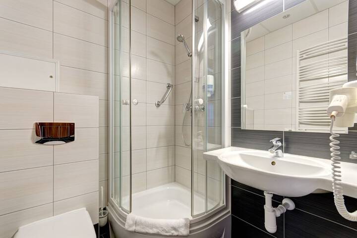 Clean Restrooms