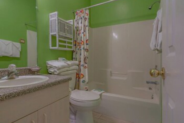 Room 5 of 41