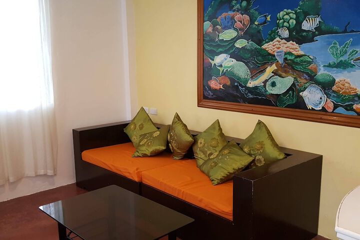 Room 16 of 51