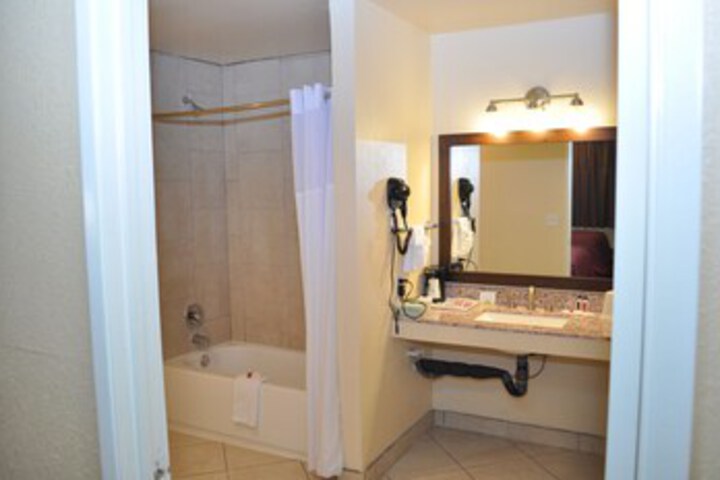 Room 25 of 30