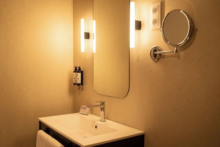 Bath Interior