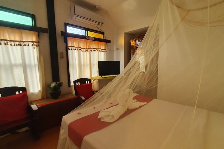 Room 14 of 141
