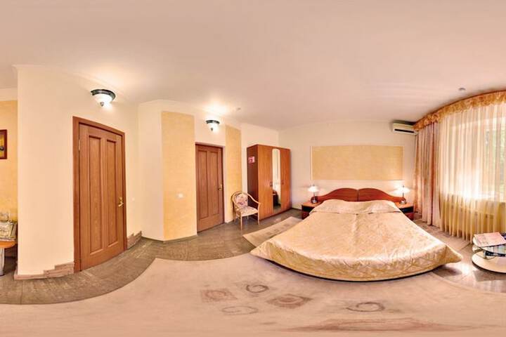 Room 39 of 39