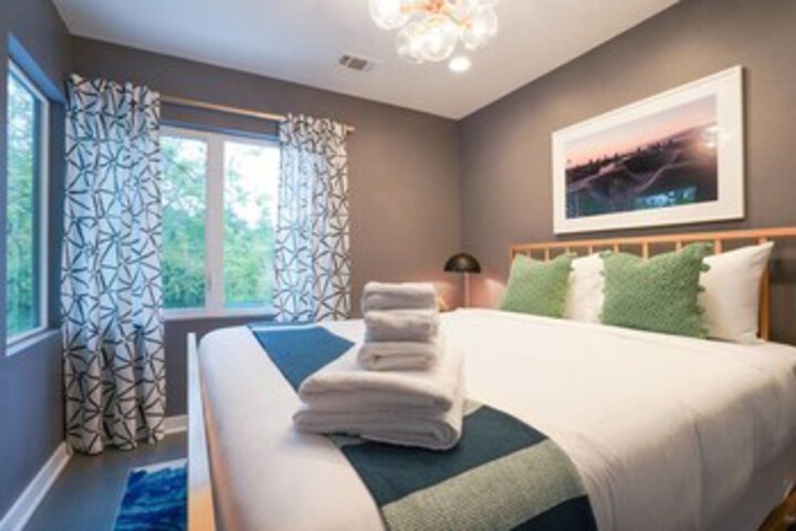 Room 19 of 28