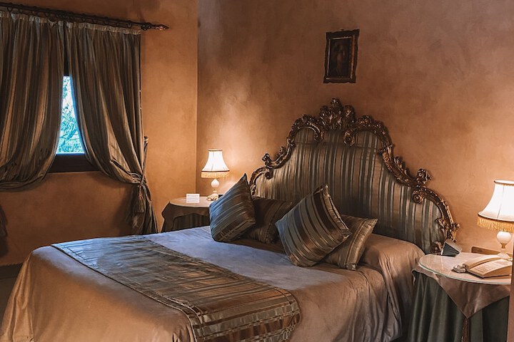 Room 20 of 68