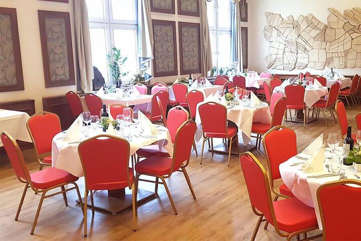 Ballroom/Hall 59 of 67