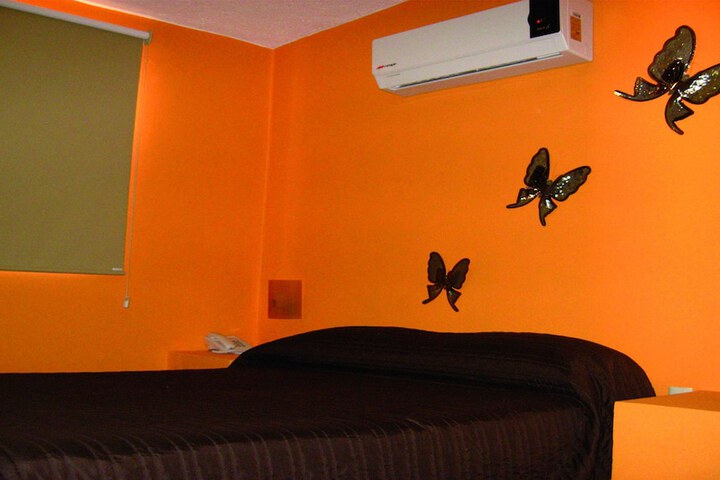 Room 3 of 31