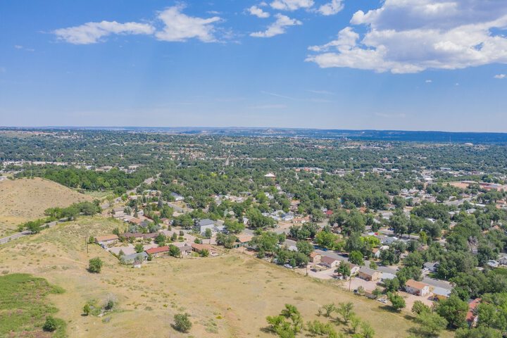 Property Grounds 21 of 39