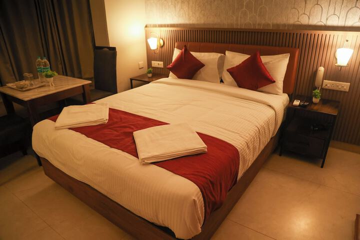 Room 37 of 65
